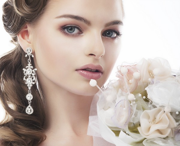 How To Do Bridal Makeup