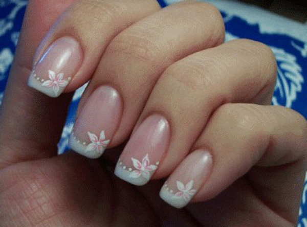 Glamorous Wedding Nail Designs