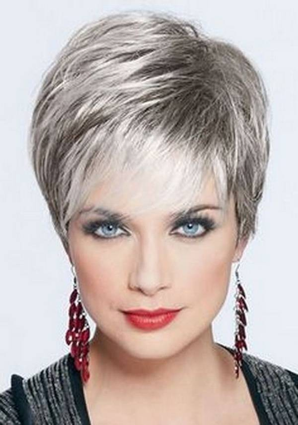 Popular Short Hairstyles For Fine Hair