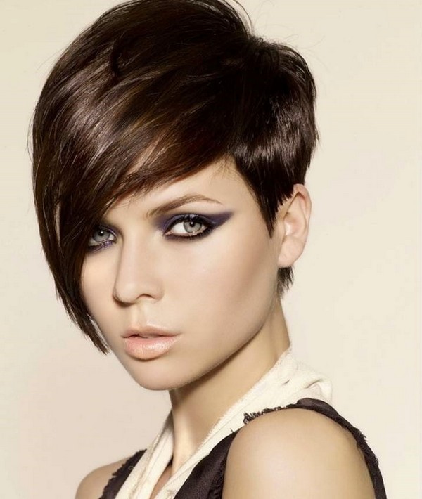 104 Hottest Short Hairstyles For Women In 21