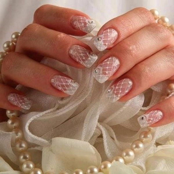 White Lace Bridal Nail
