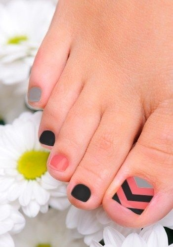 Beautiful Matte Toe Nail Designs