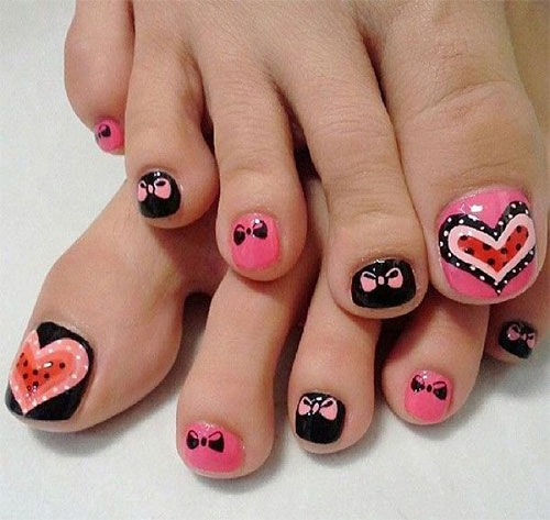 Hearts and Ribbons Toe Nail Designs