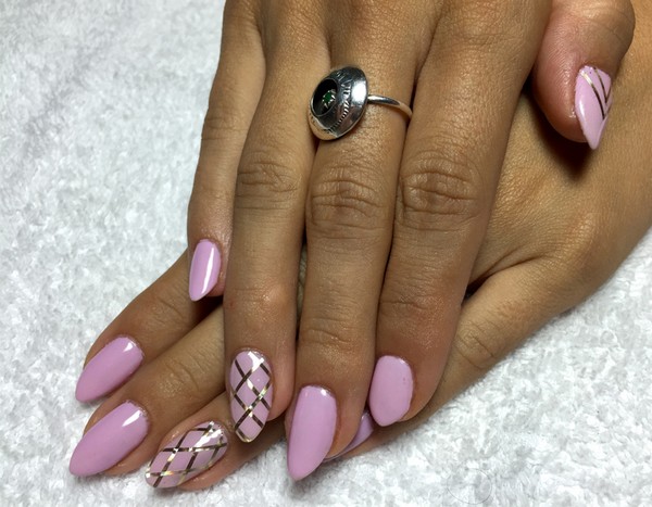 37 Shellac Nails Ideas Trending Now (2021 Trends)