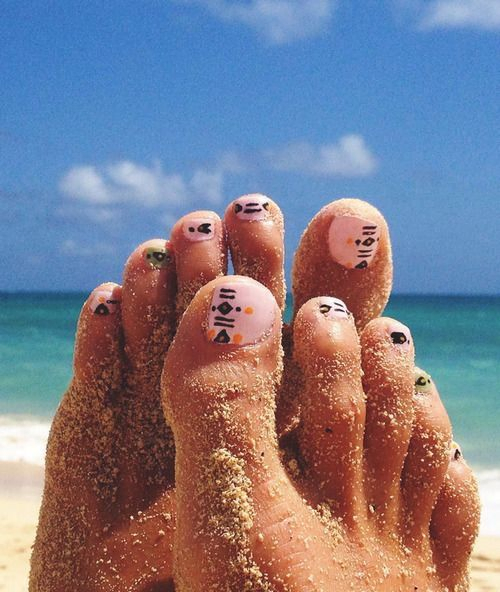 Perfect for Beach Toe Nail Designs