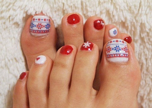 Snowflakes Toe Nail Designs