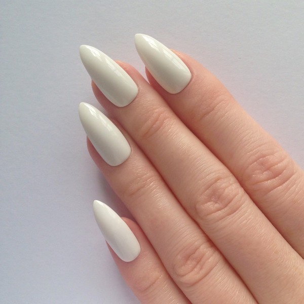 How To Shape Stiletto Nails