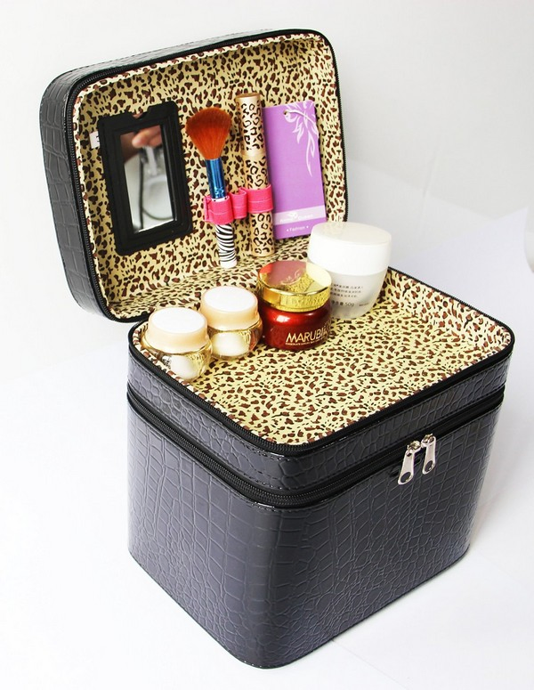 Annie Queen Rolling Makeup Case