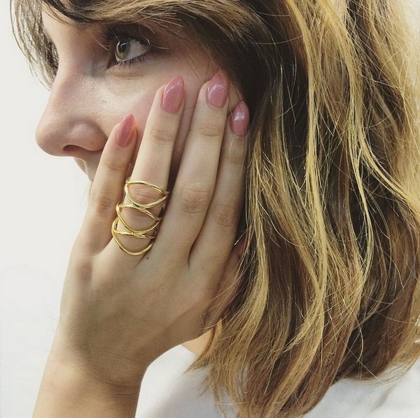 Short Stiletto Nail