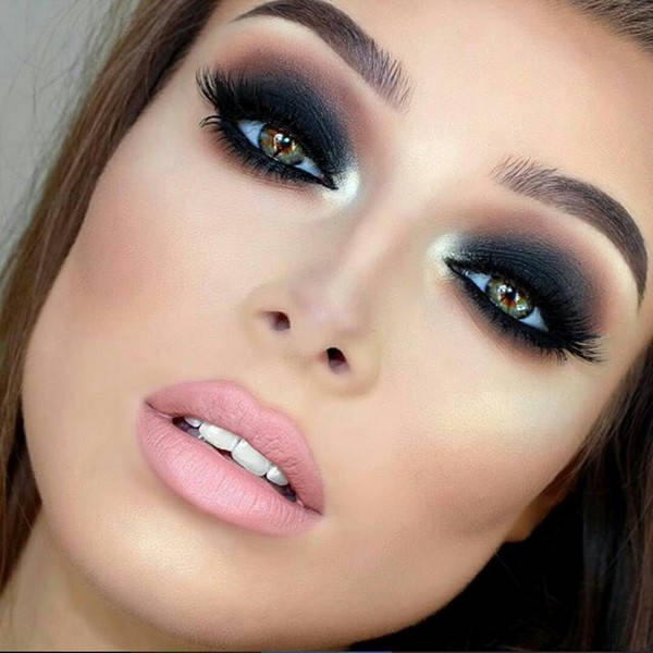 Simple Smokey Eye Makeup