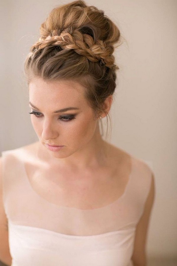 How To Do A Braided Updo