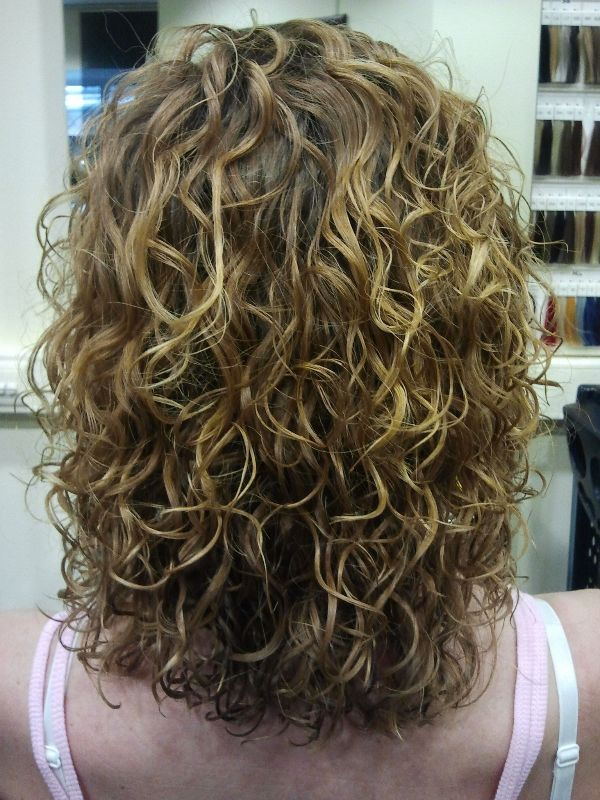 Medium Curly Hairstyles