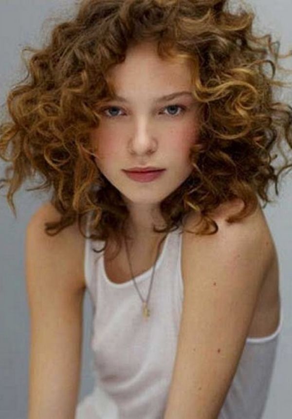 Medium Curly Hairstyles With Layers
