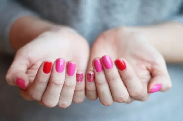 pink nails designs
