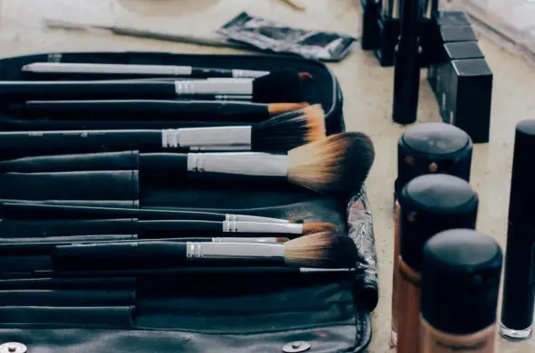 foundation makeup brushes