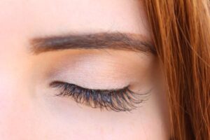 Eyebrow Tinting