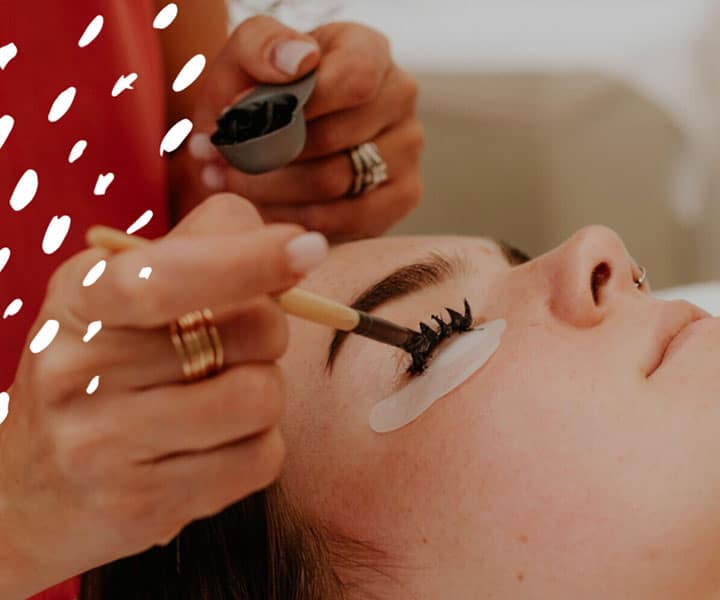 Best at home eyelash tint