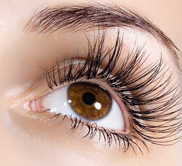 woman's eyelashes after eyelash tinting treatment