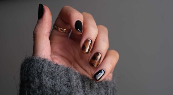 61 Popular Nail Colors for 2023